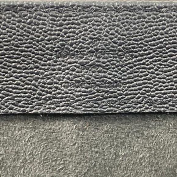 Louis Vuitton Cuir Plume and Cuir Ecume Leather Very One Handle in Noir Satchel - Picture 11 of 13